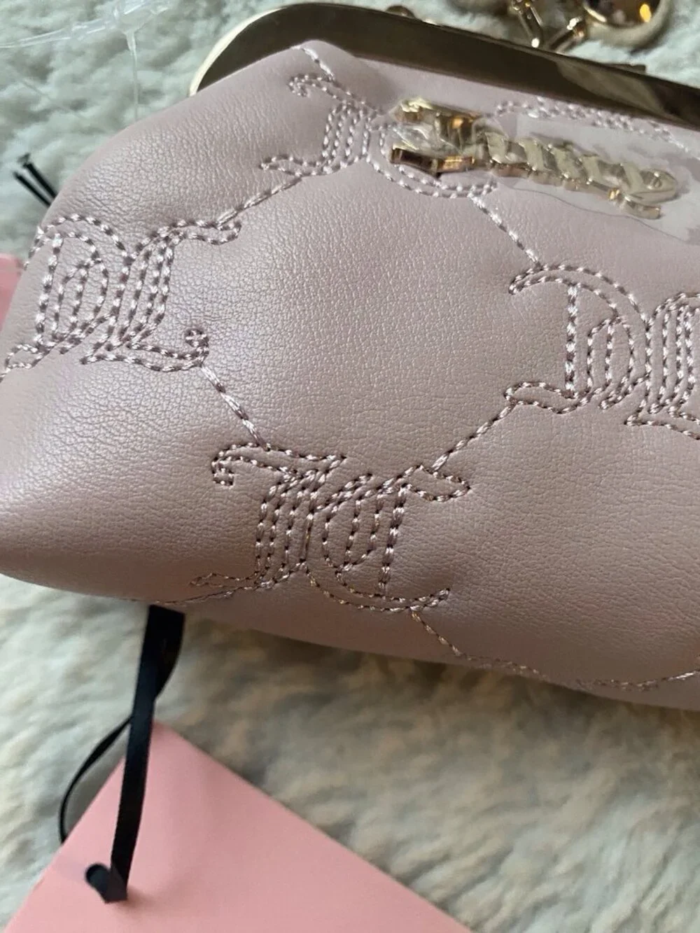 Juicy Couture‎ Flawless Kisslock Coin Purse W/Chain Strap Dusty Blush NEW
